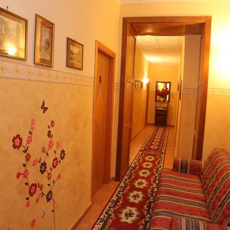 B&B Rinascente Paola Exteriör bild