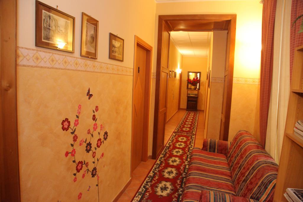 B&B Rinascente Paola Exteriör bild