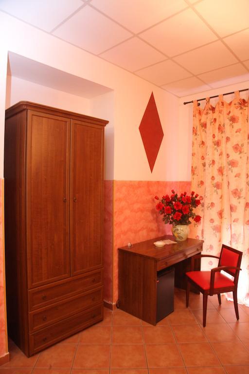 B&B Rinascente Paola Rum bild