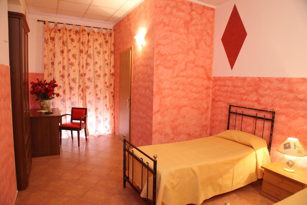 B&B Rinascente Paola Exteriör bild